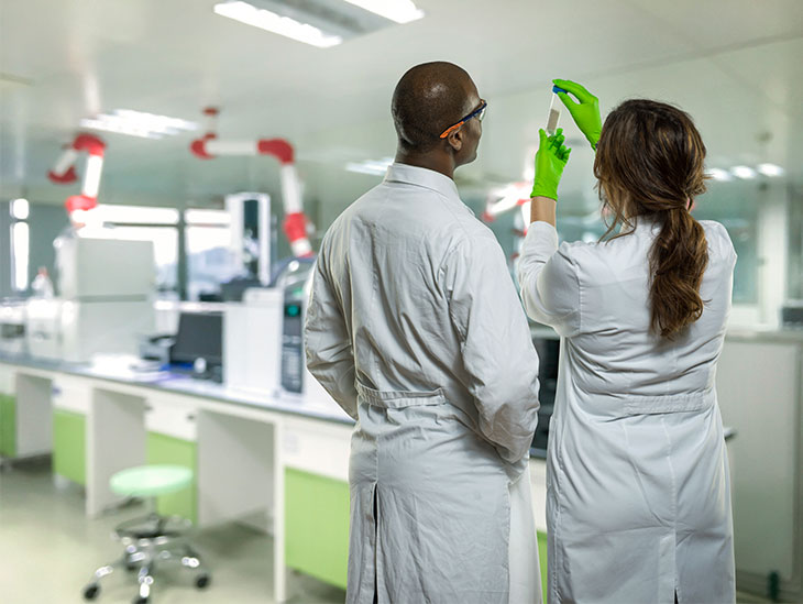 contentimg-laboratory-services-2